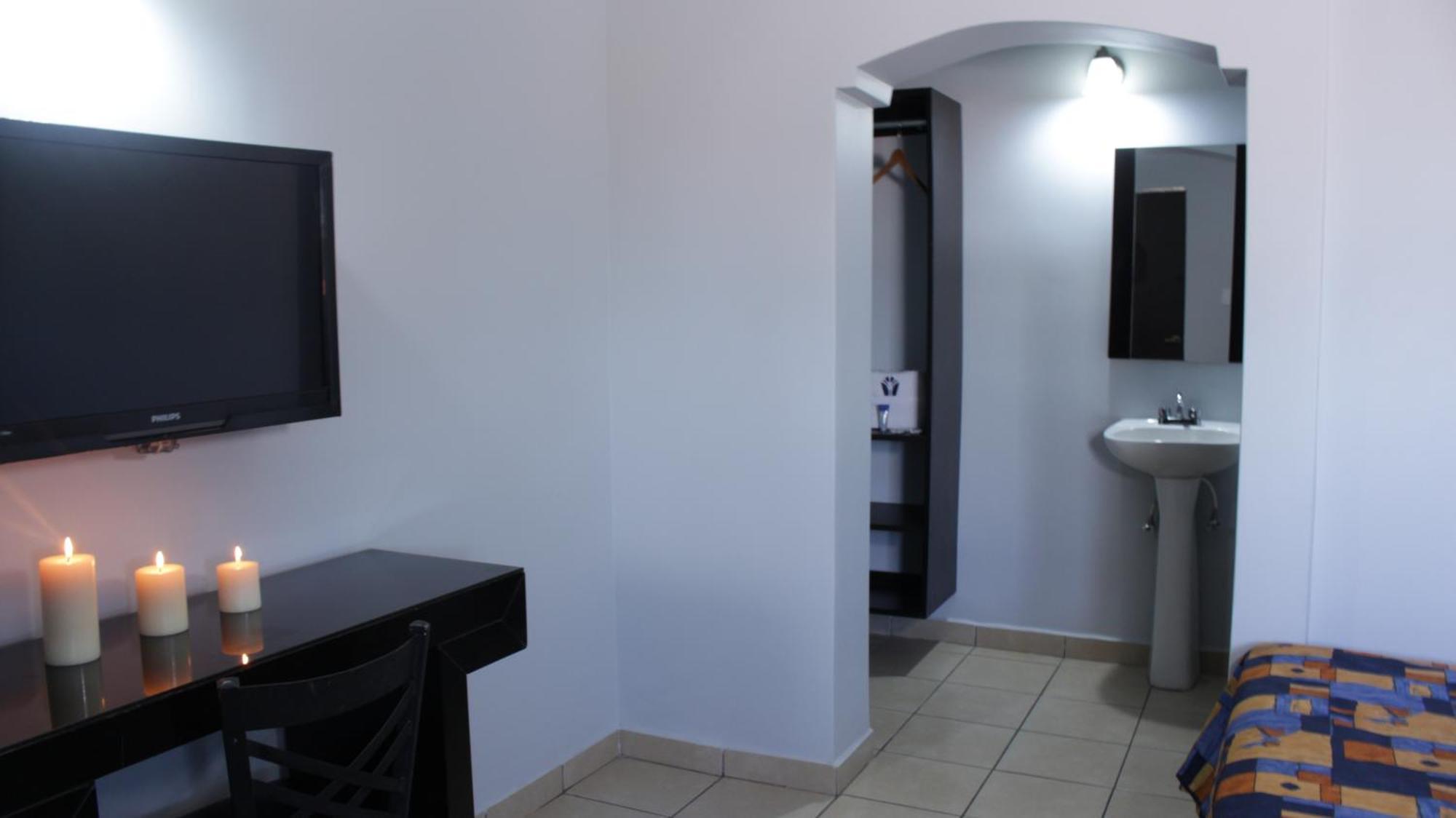 مكسيكالي Motel Las Fuentes المظهر الخارجي الصورة