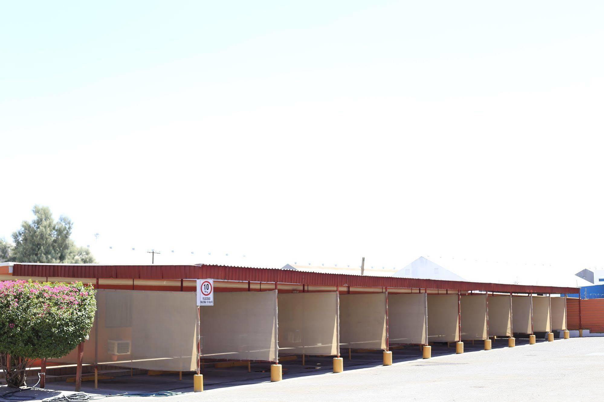 مكسيكالي Motel Las Fuentes المظهر الخارجي الصورة